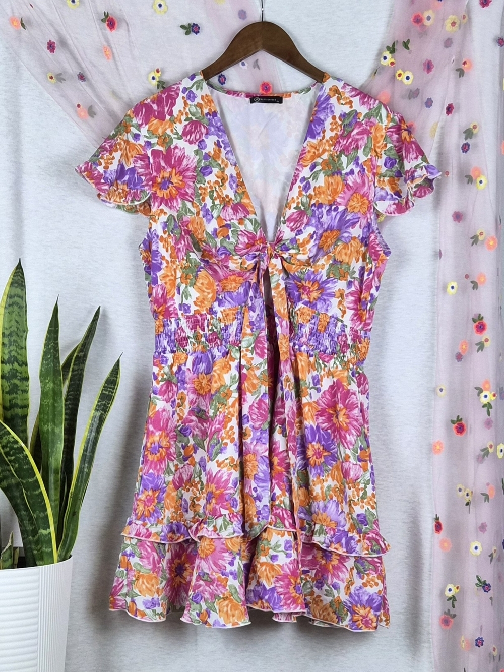 Pretty Garden Floral Mini Dress Size XL Flutter Sleeve Smocked Waist